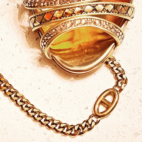 Hermes like Gold Plated Link Chain Statement Necklace - Picture 4 of 5